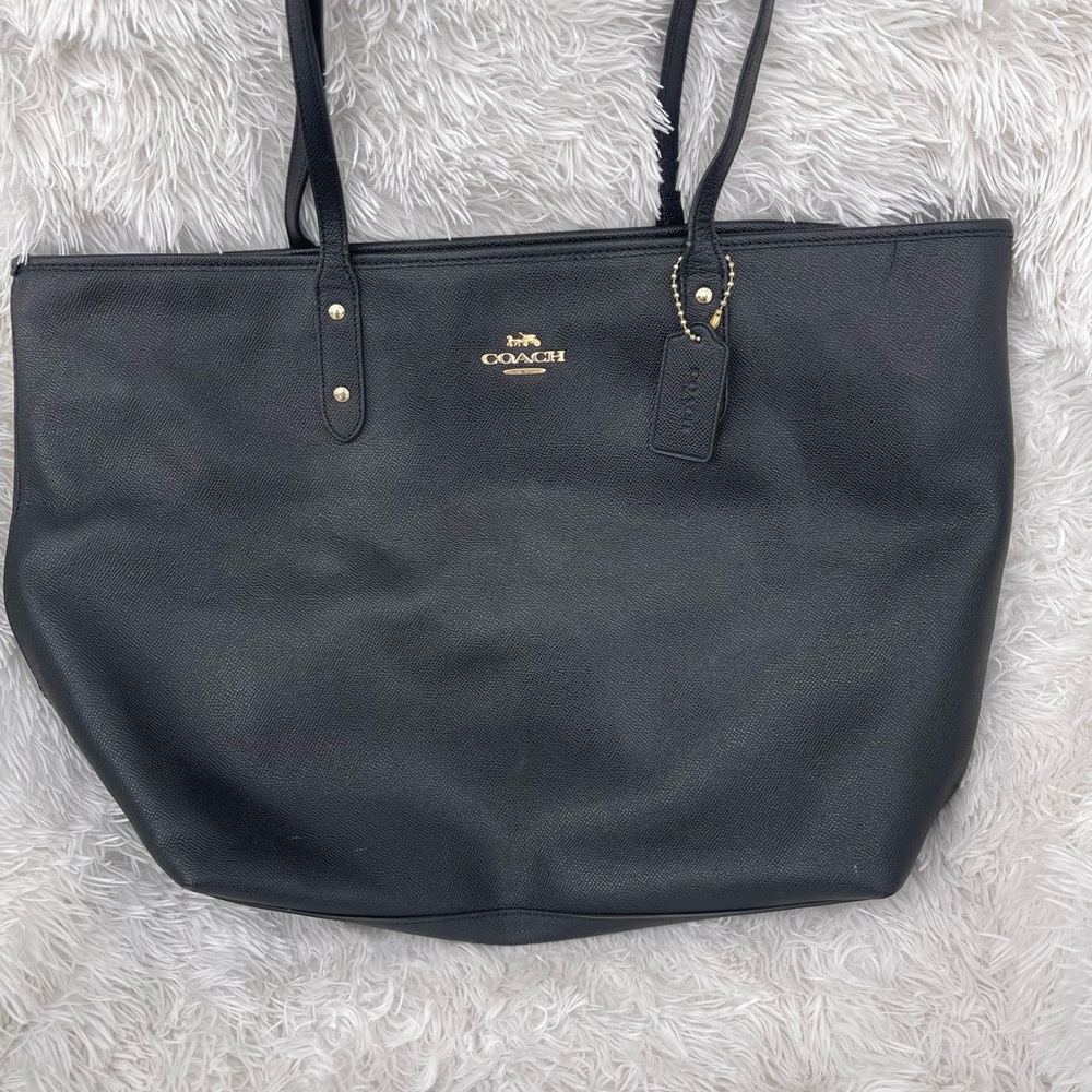gently used oversized designer bag